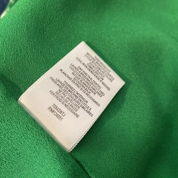 Wayf Green Floral Wraparound Dainty Ruffled Blouse - Picture 7 of 8